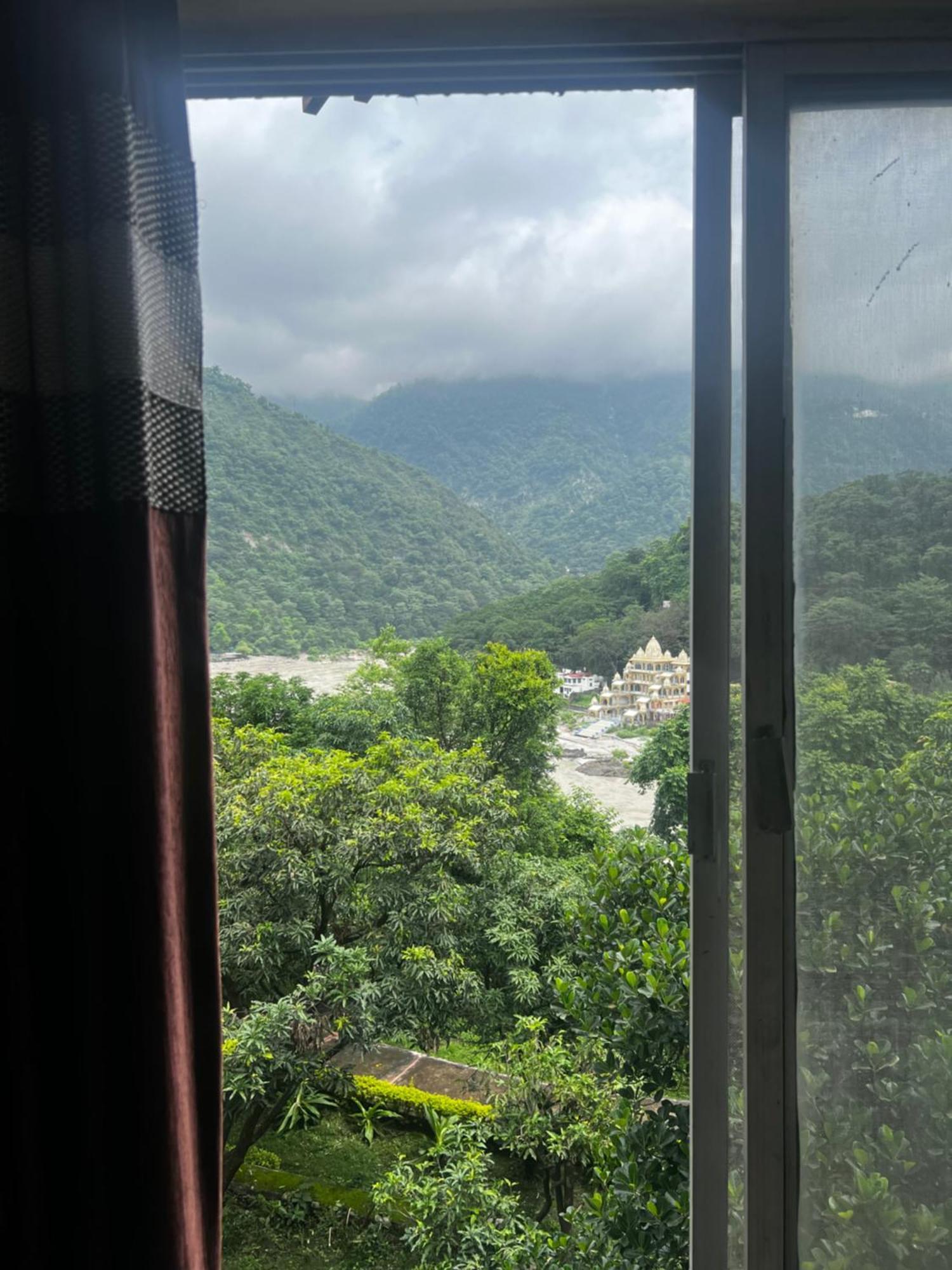 Art Bliss Hostel リシケーシュ エクステリア 写真