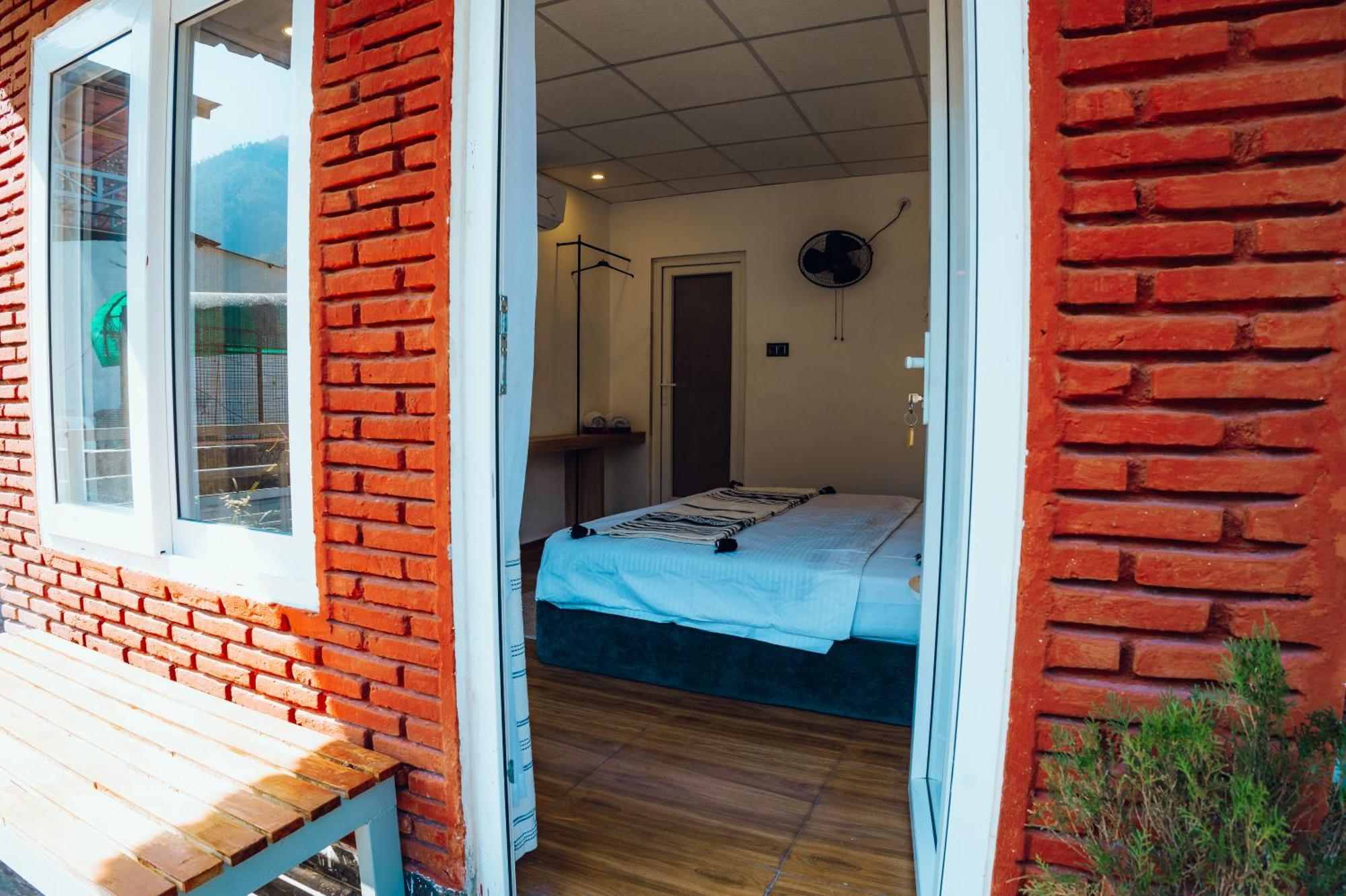 Art Bliss Hostel リシケーシュ エクステリア 写真