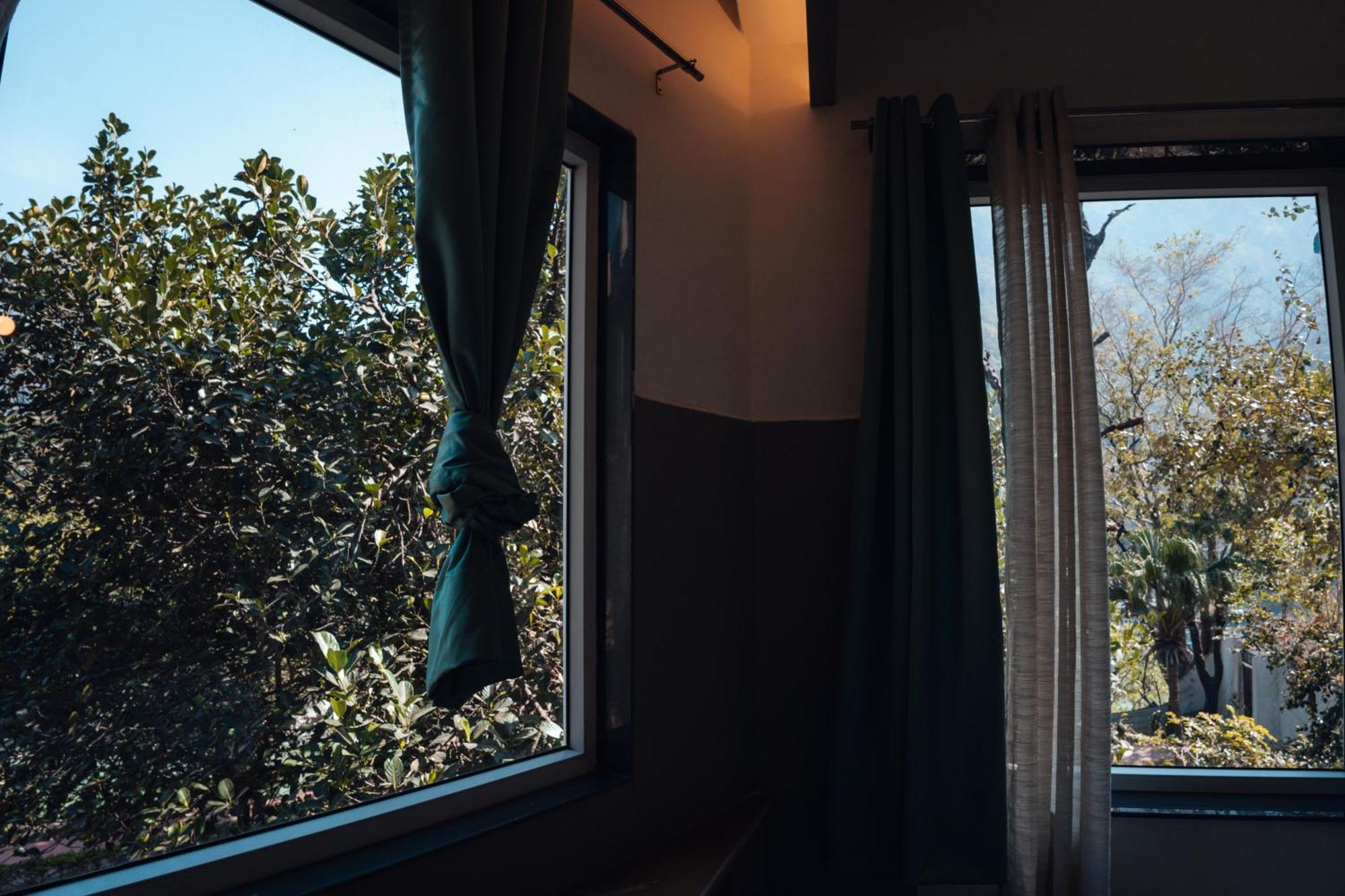 Art Bliss Hostel リシケーシュ エクステリア 写真